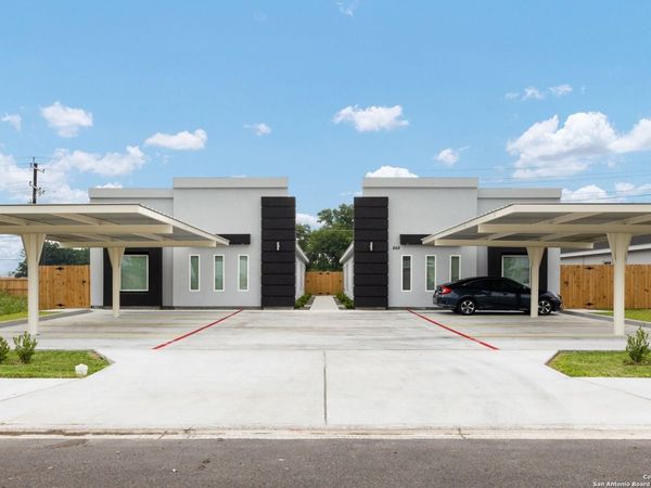 848 Deluxe Street, Alamo, TX 78516