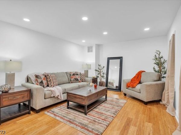 348 Silk St, Lawnside, NJ 08045