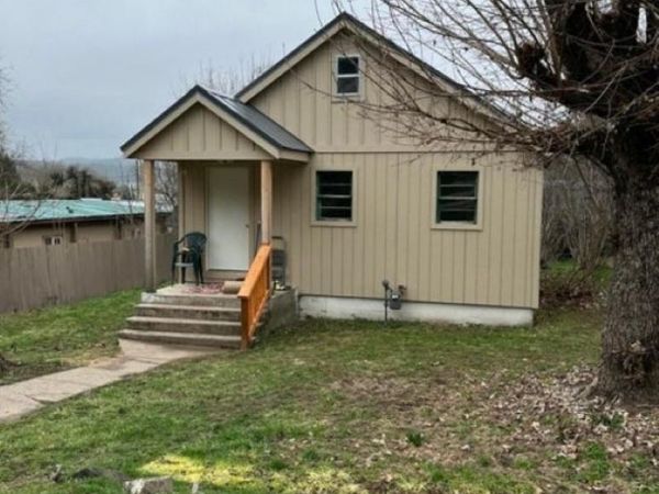 3076 5th Ave, Valley, WA 99181