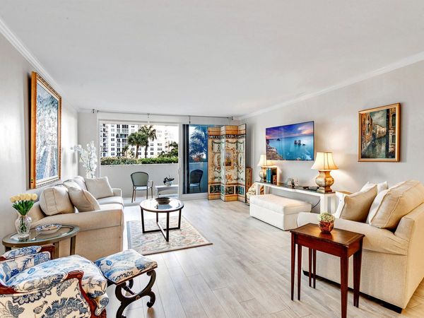 1801 S Flagler Drive, Unit 205, West Palm Beach, FL 33401