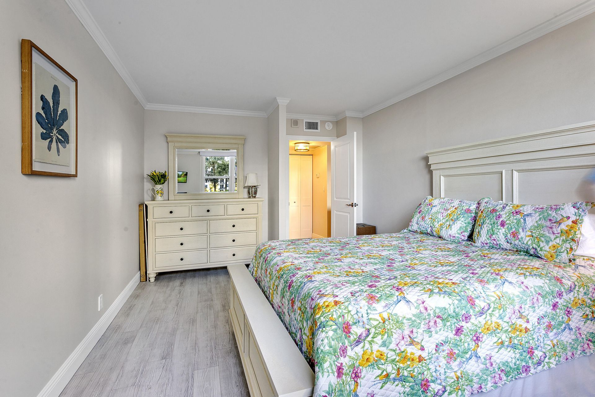 1801 S Flagler Drive, Unit 205, West Palm Beach, FL 33401 Photo