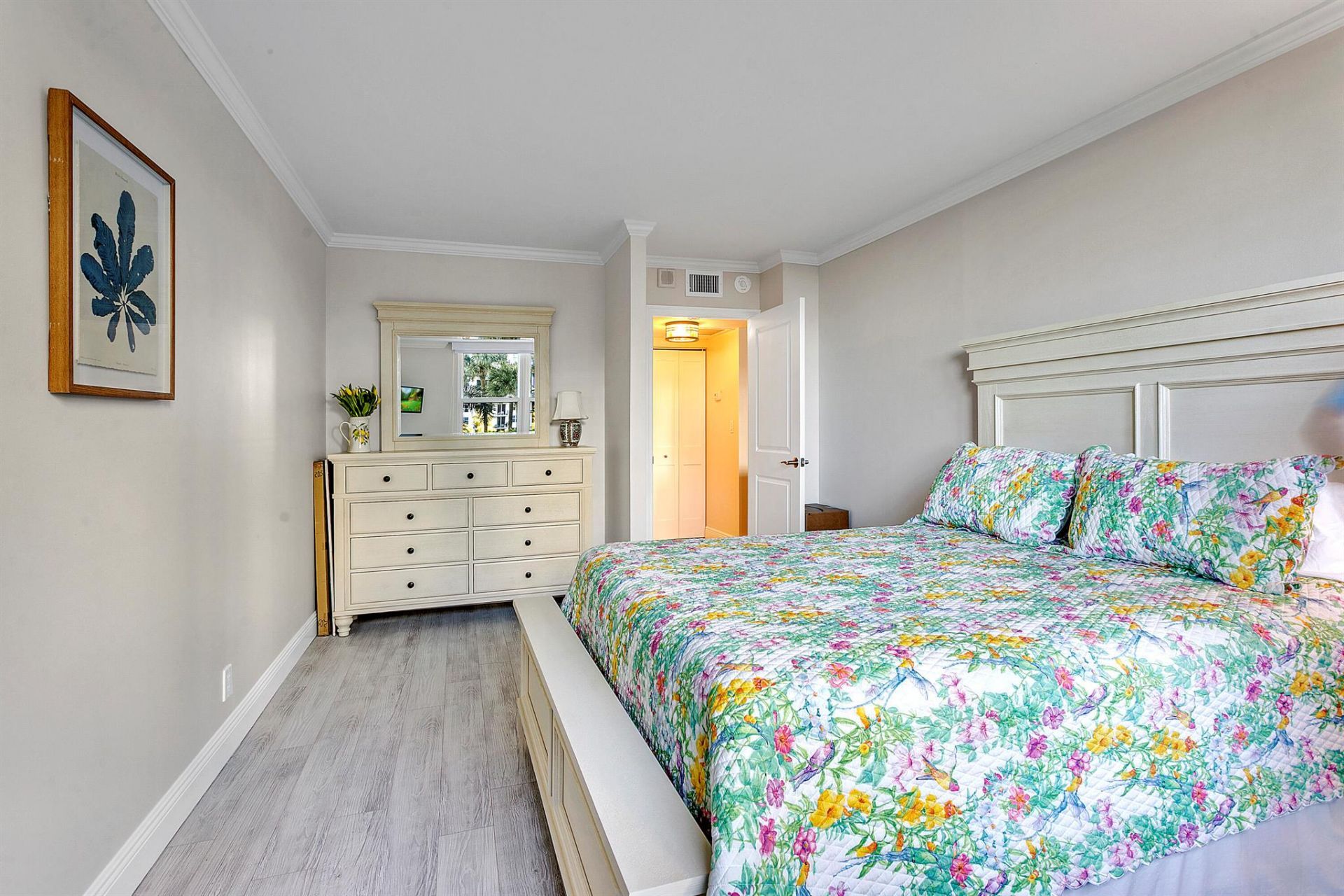 1801 S Flagler Drive, Unit 205, West Palm Beach, FL 33401 Photo