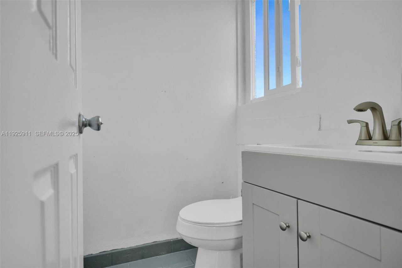 901 NW 9th St, Belle Glade, FL 33430 Photo