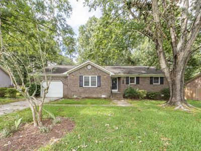 305 Chessington Circle, Summerville, SC 29485