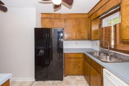 305 Chessington Circle photo 4