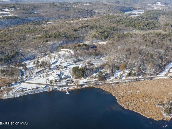 605 Green Lake Road, Catskill, NY 12414