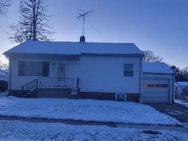 218 N 6, Howells, NE 68641