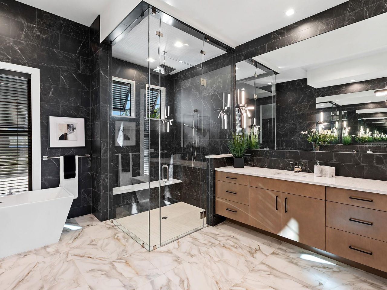 7958 Outboard Drive, Sarasota, FL 34240 Photo