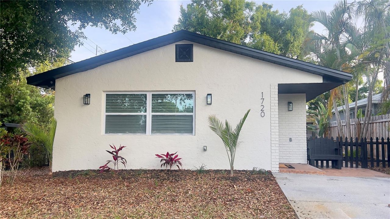 1720 34th Avenue N, Saint Petersburg, FL 33713 Main Photo