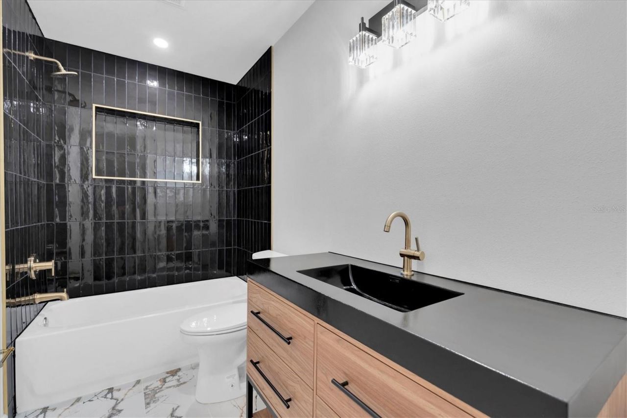 1720 34th Avenue N, Saint Petersburg, FL 33713 Photo