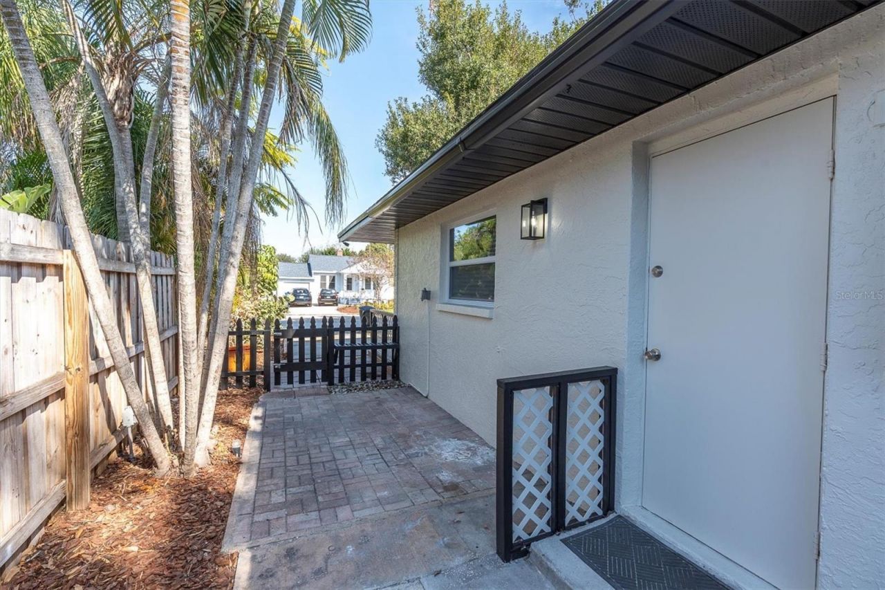 1720 34th Avenue N, Saint Petersburg, FL 33713 Photo