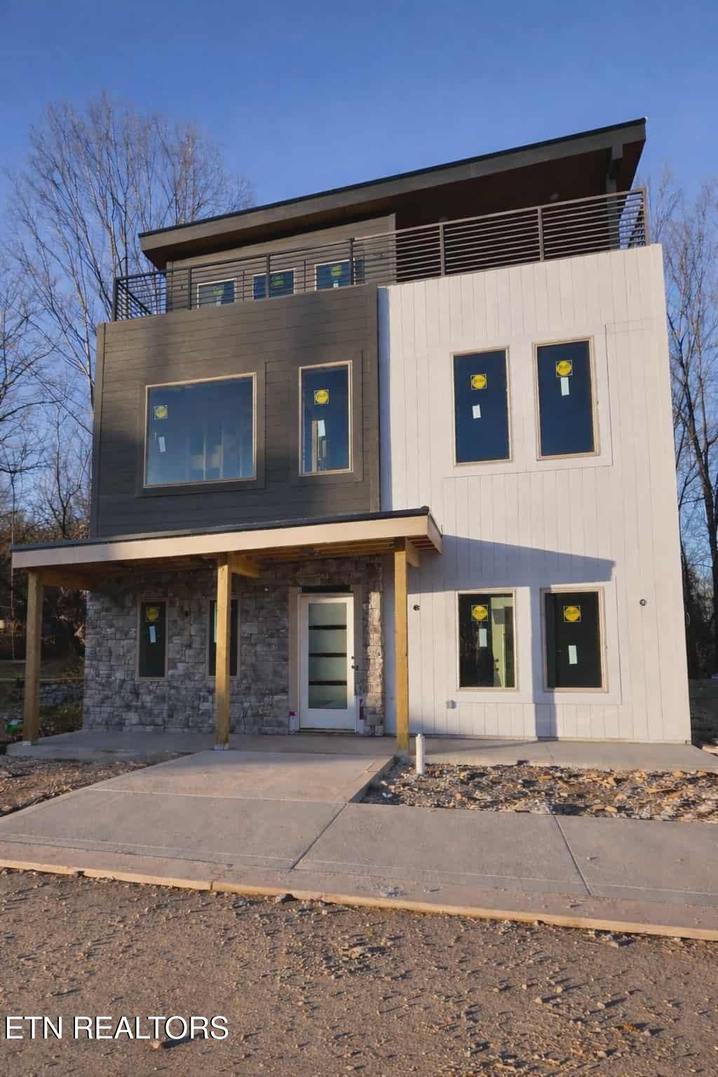 2911 Tipi Way, Pigeon Forge, TN 37863 Main Photo