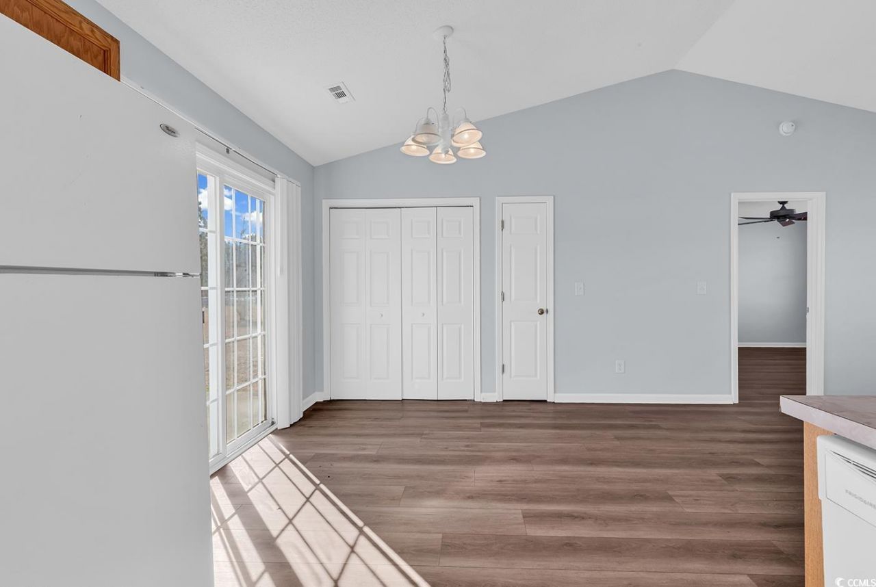 6296 Donahue Dr. Photo 13