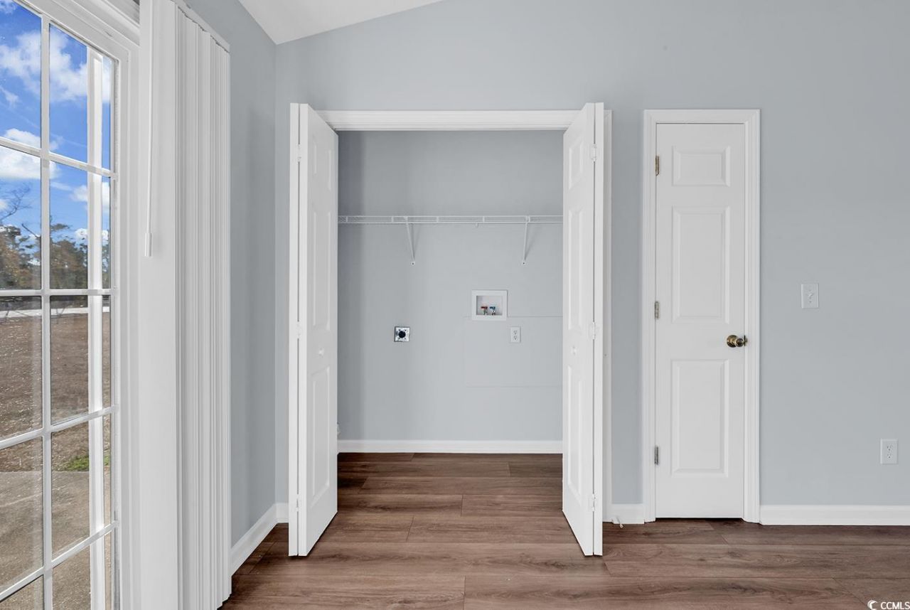 6296 Donahue Dr. Photo 14