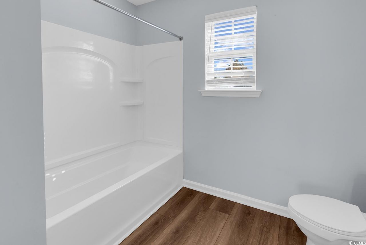 6296 Donahue Dr. Photo 21