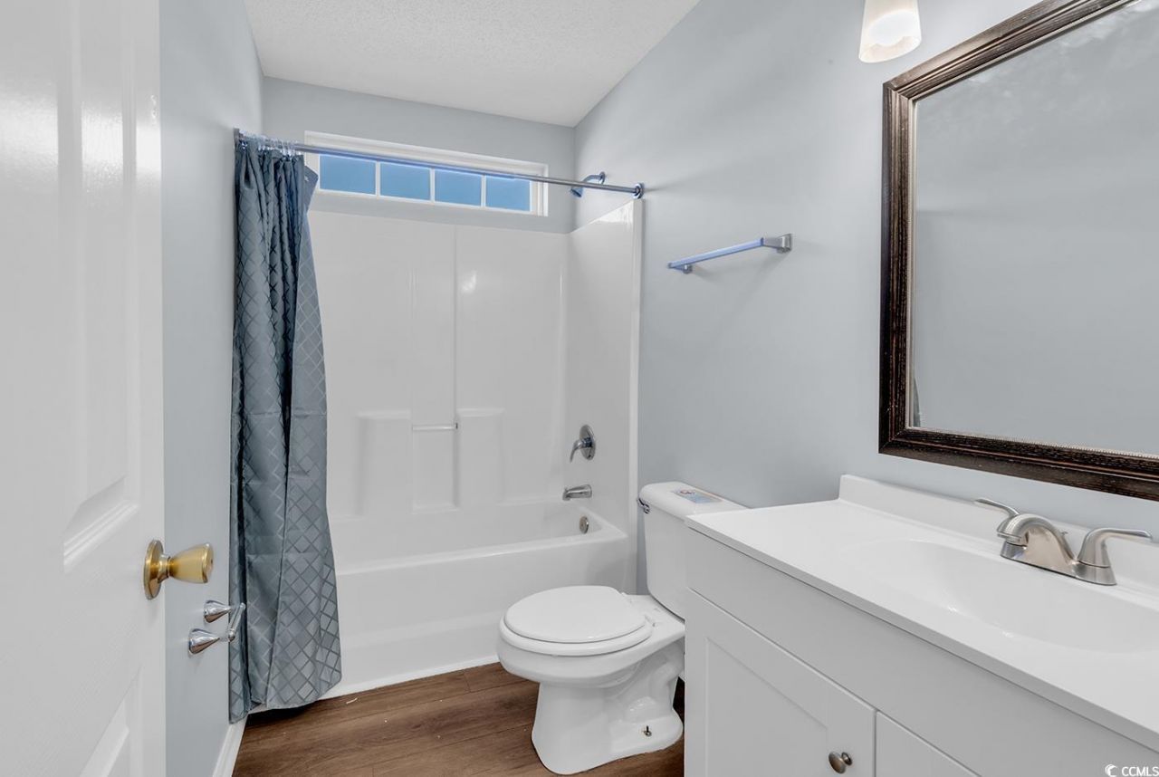 6296 Donahue Dr. Photo 25