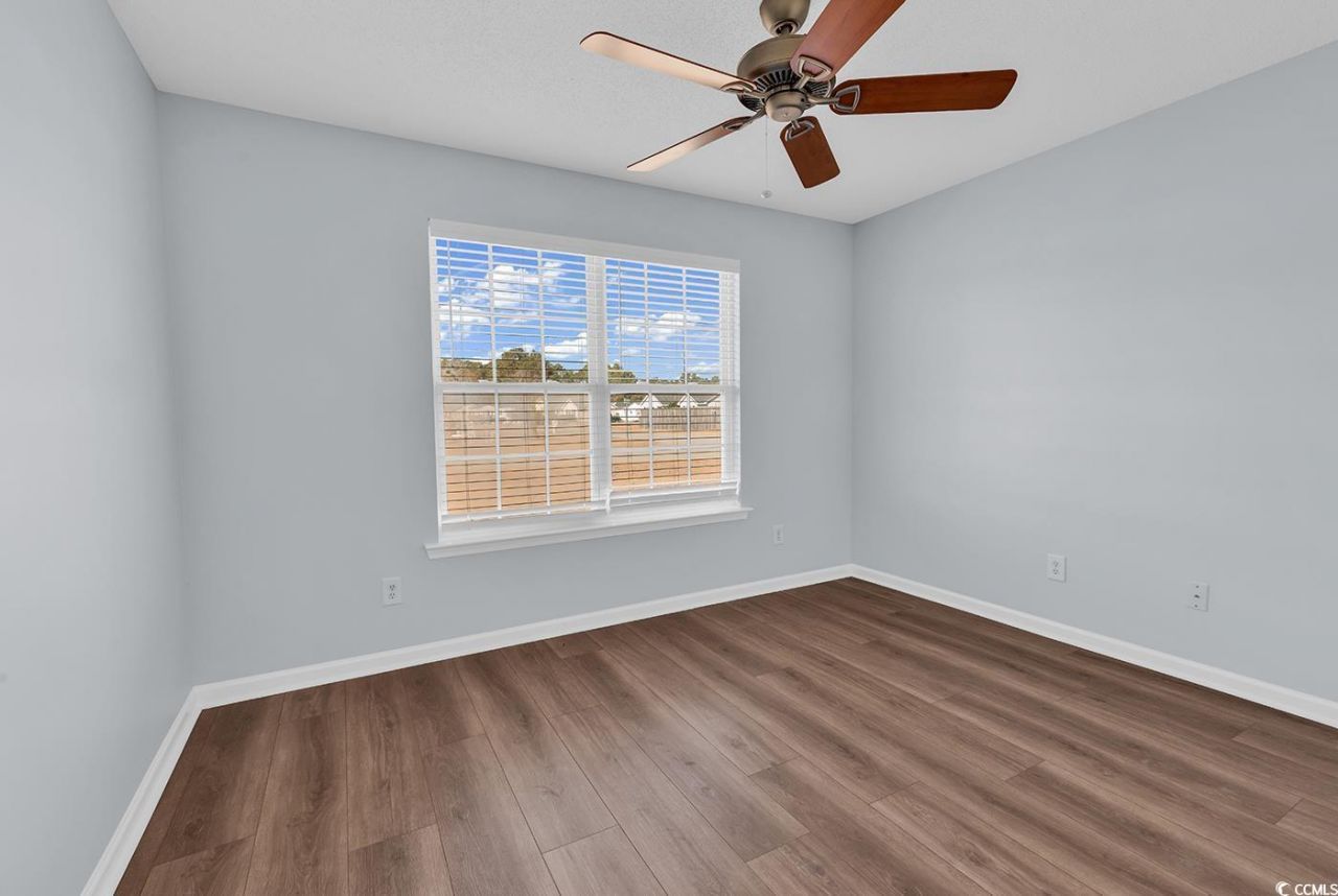 6296 Donahue Dr. Photo 26