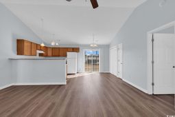 6296 Donahue Dr. photo 4