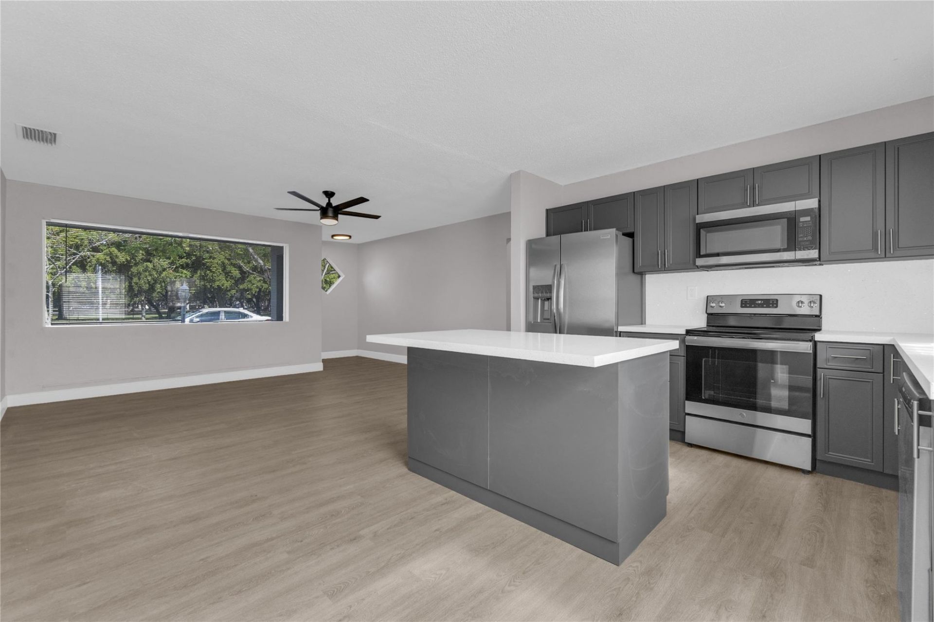 3240 Sheridan Lane, Hollywood, FL 33021 Photo