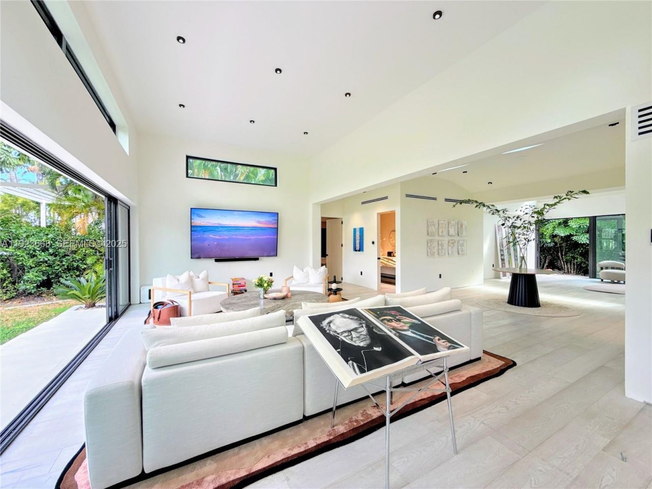 7425 Belle Meade Blvd, Miami, FL 33138 Photo