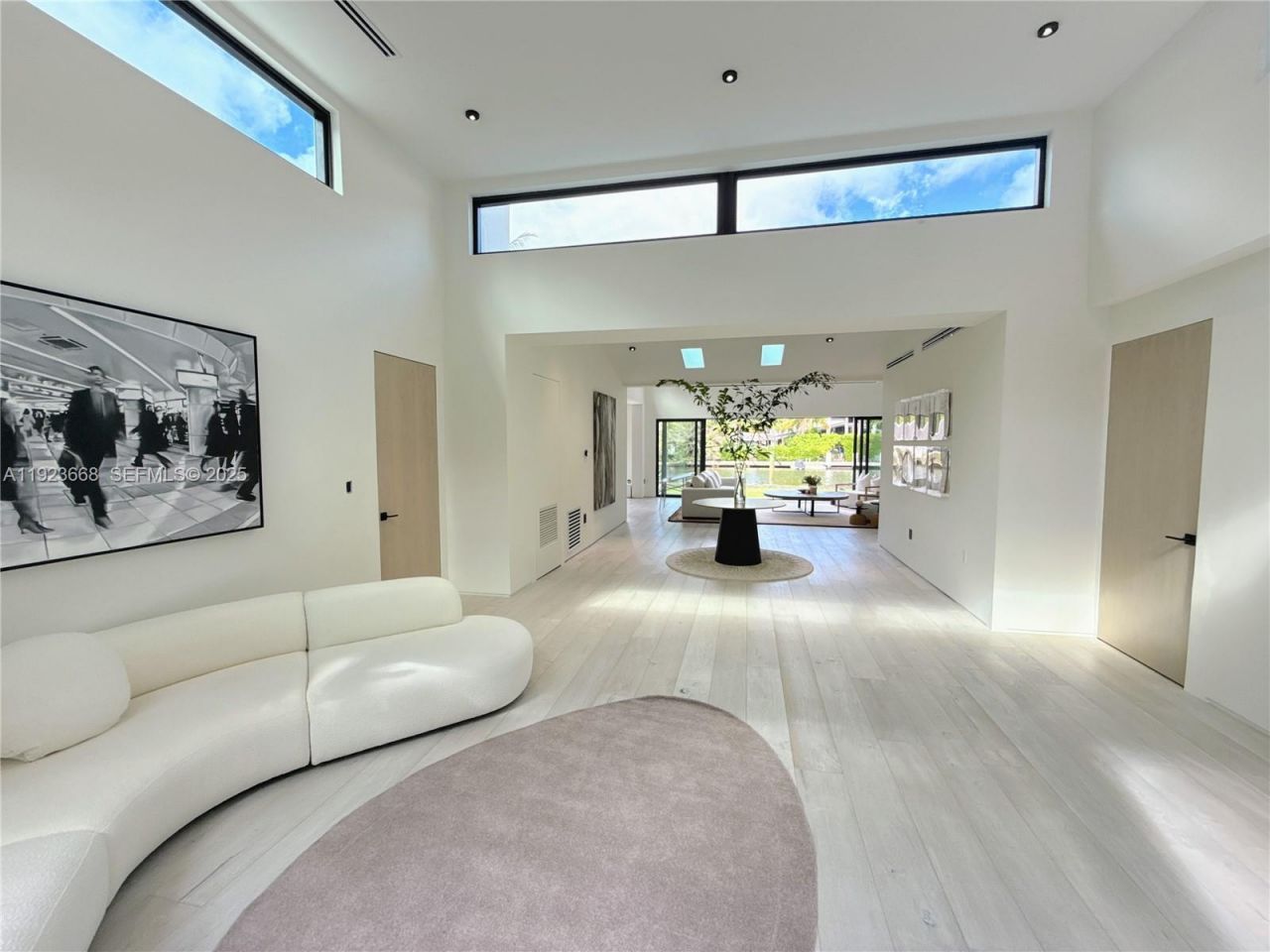 7425 Belle Meade Blvd, Miami, FL 33138 Photo