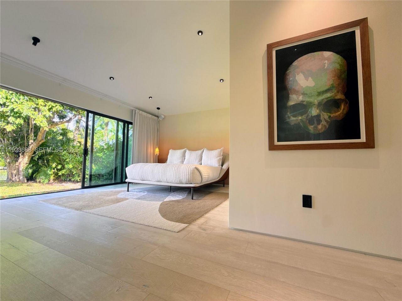 7425 Belle Meade Blvd, Miami, FL 33138 Photo