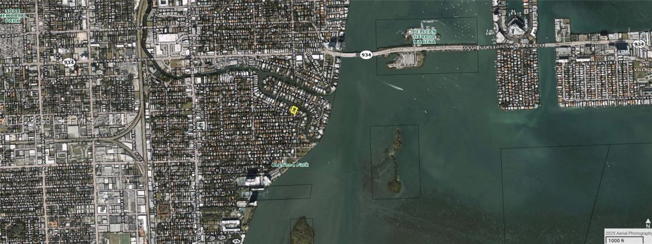 7425 Belle Meade Blvd, Miami, FL 33138 Photo