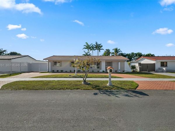 9864 SW 26th Ter, Miami, FL 33165