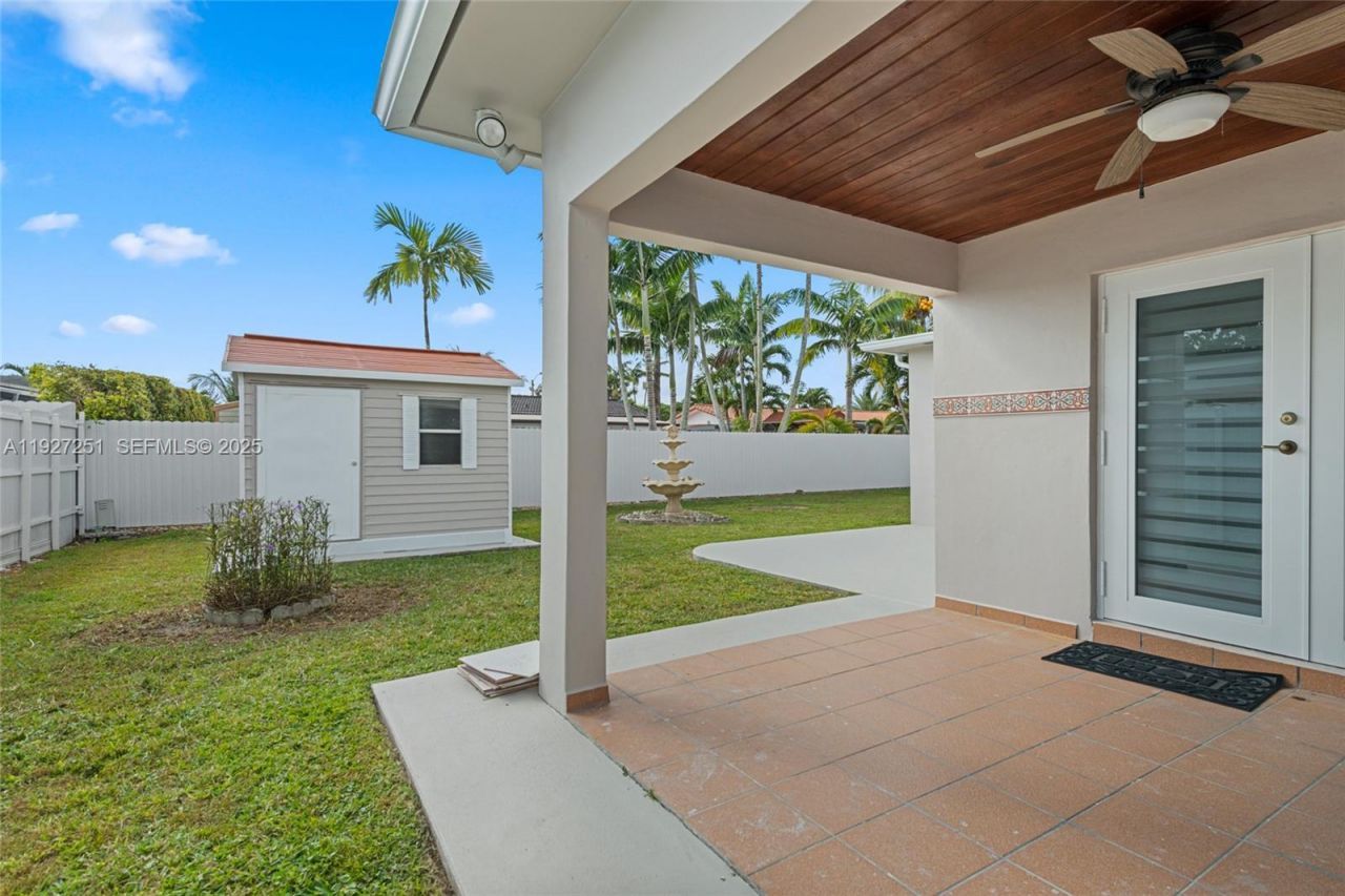 9864 SW 26th Ter, Miami, FL 33165 Photo