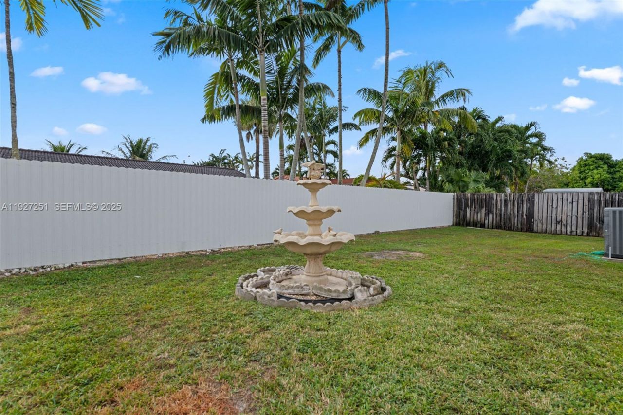 9864 SW 26th Ter, Miami, FL 33165 Photo