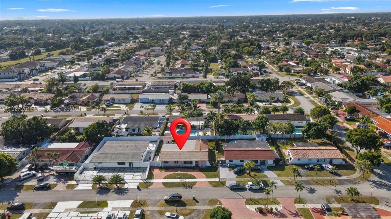 9864 SW 26th Ter, Miami, FL 33165 Photo