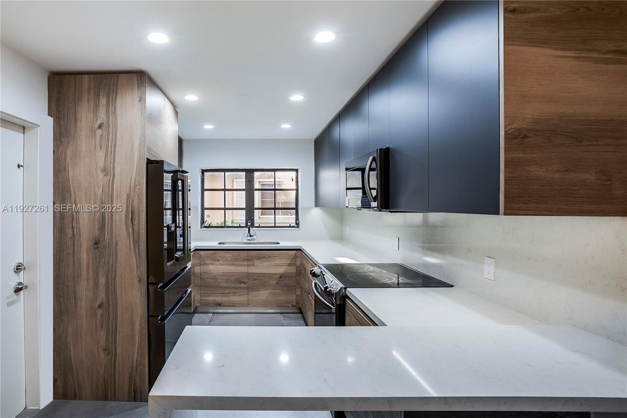 407 Minorca Ave, Coral Gables, FL 33134 Photo