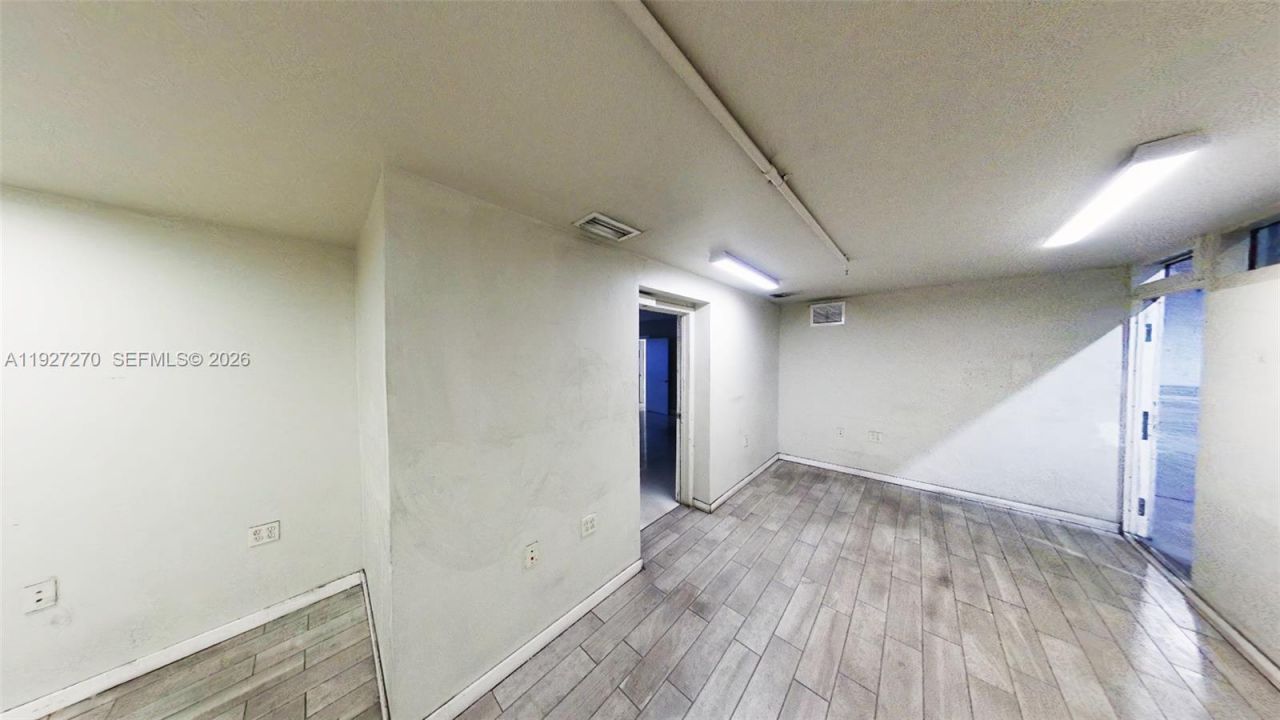 3121 E 11th Ave, Unit 3121, Hialeah, FL 33013 Photo