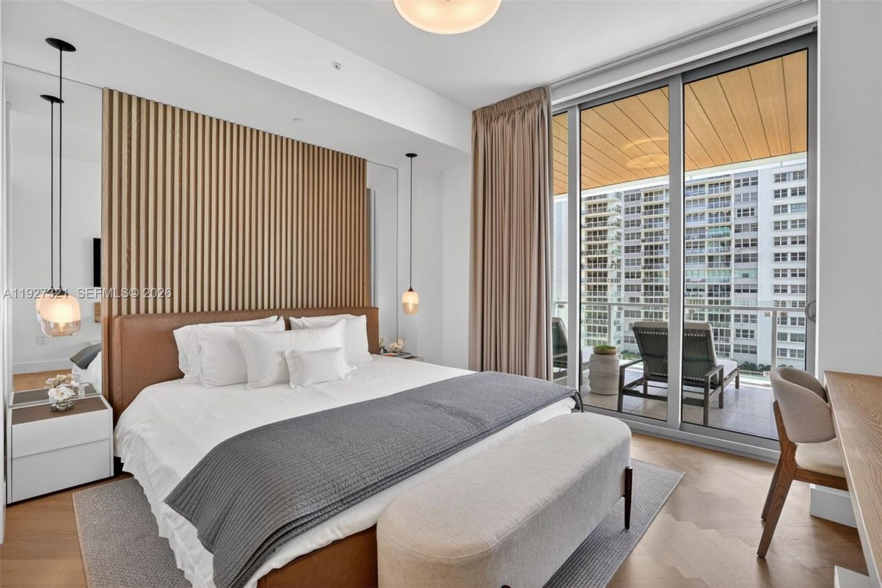 5775 Collins Ave, Unit 605, Miami Beach, FL 33140 Photo