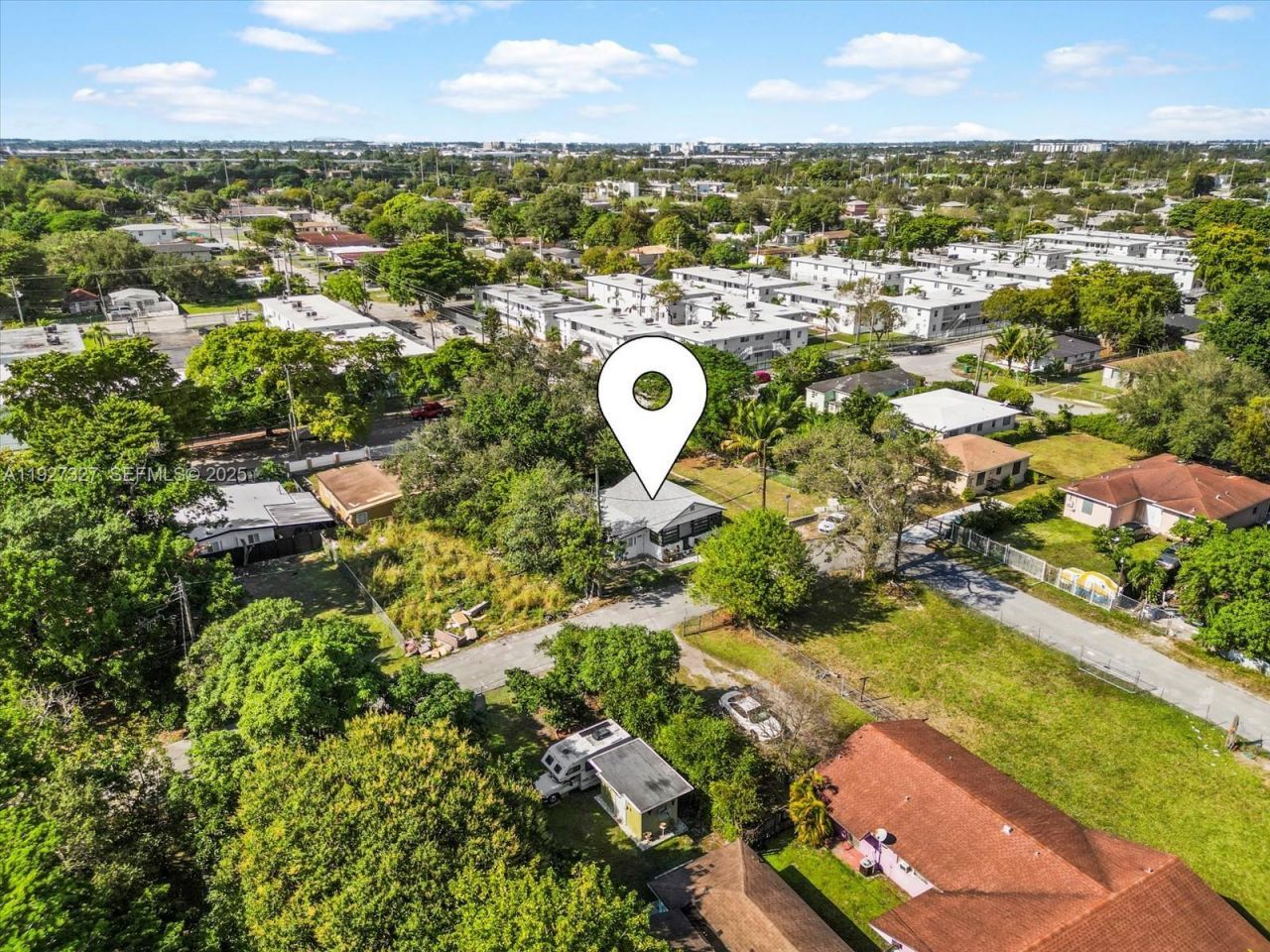 6318 NW 19th Ct, Miami, FL 33147 Photo