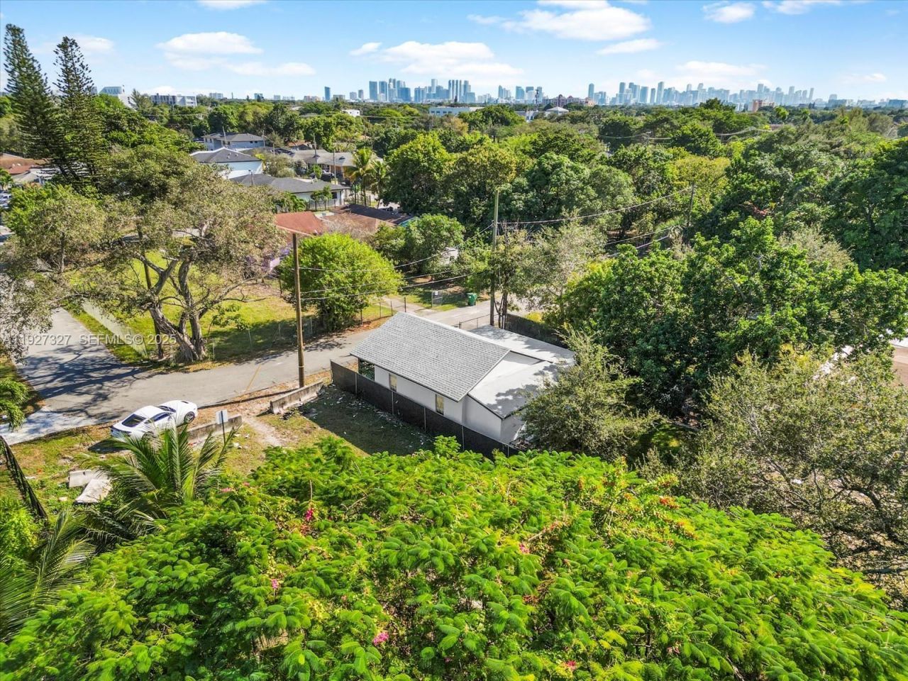 6318 NW 19th Ct, Miami, FL 33147 Photo