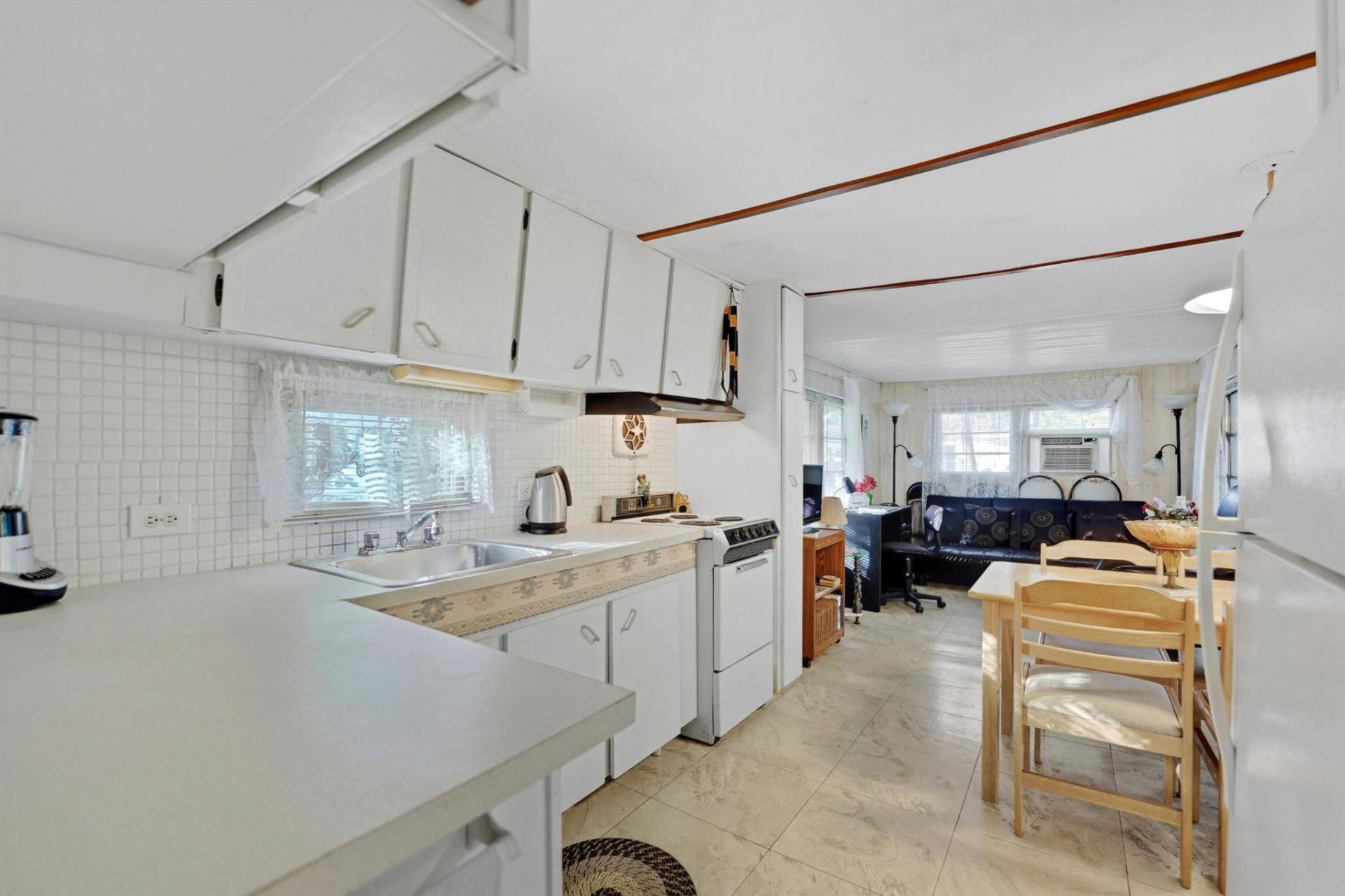 2078 NE 135th Lane, North Miami Beach, FL 33181 Photo