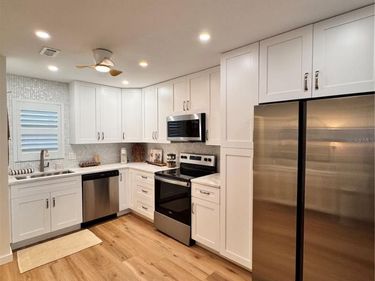 5623 MIDNIGHT PASS ROAD, Unit 615, SIESTA KEY, FL 34242