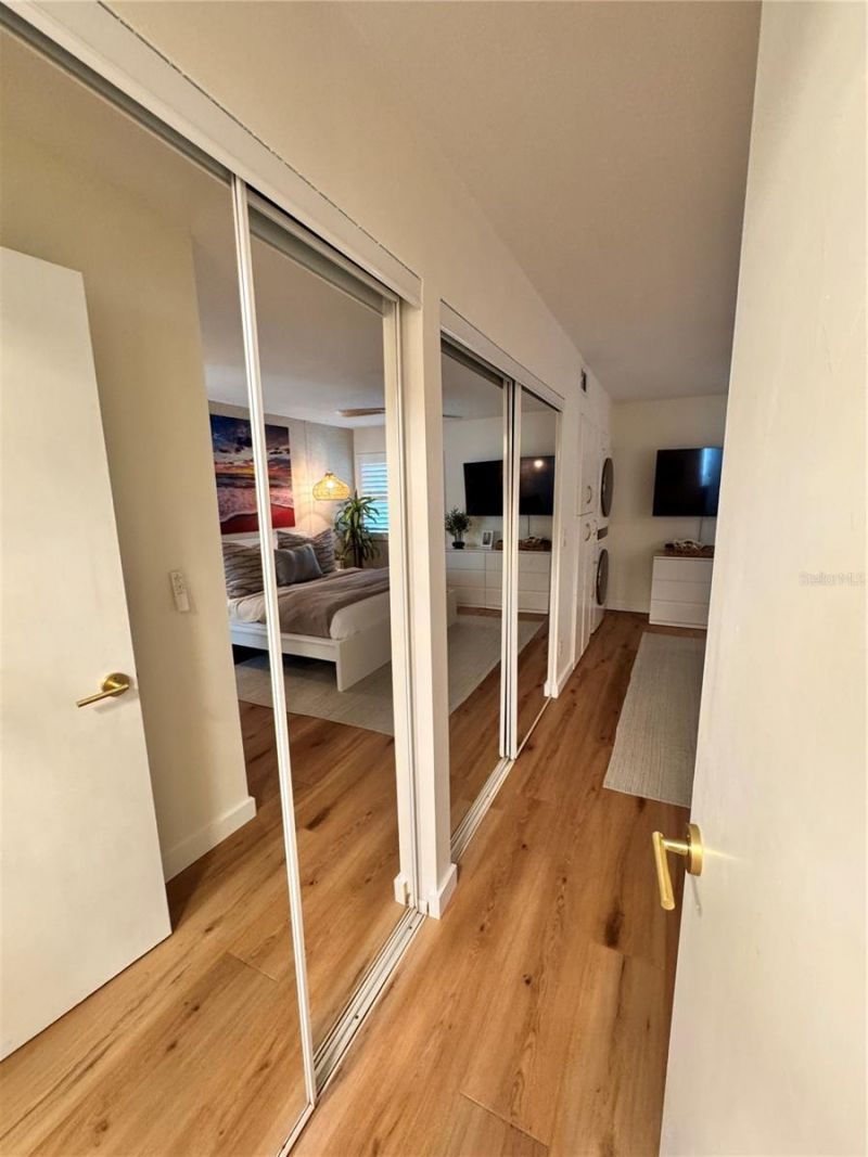 5623 Midnight Pass Road, Unit 615, Siesta Key, FL 34242 Photo