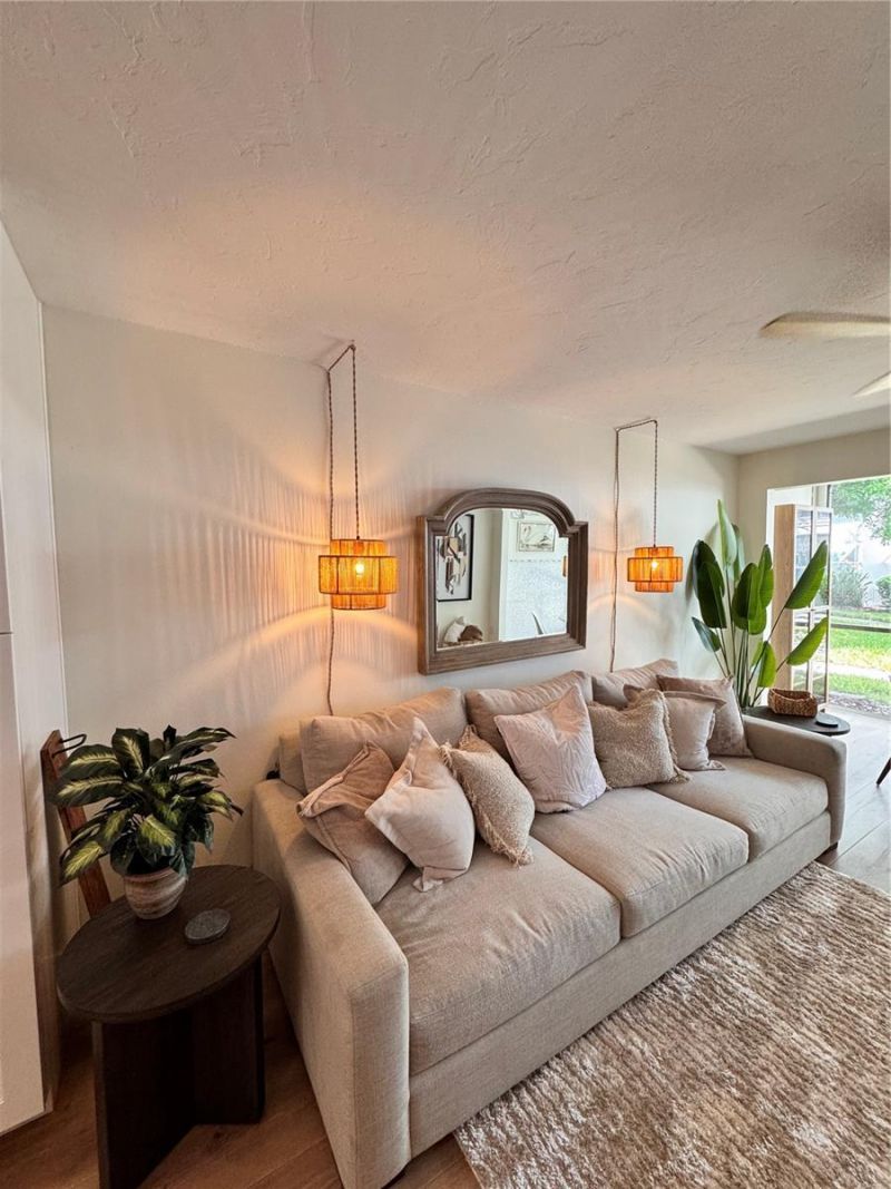 5623 Midnight Pass Road, Unit 615, Siesta Key, FL 34242 Photo