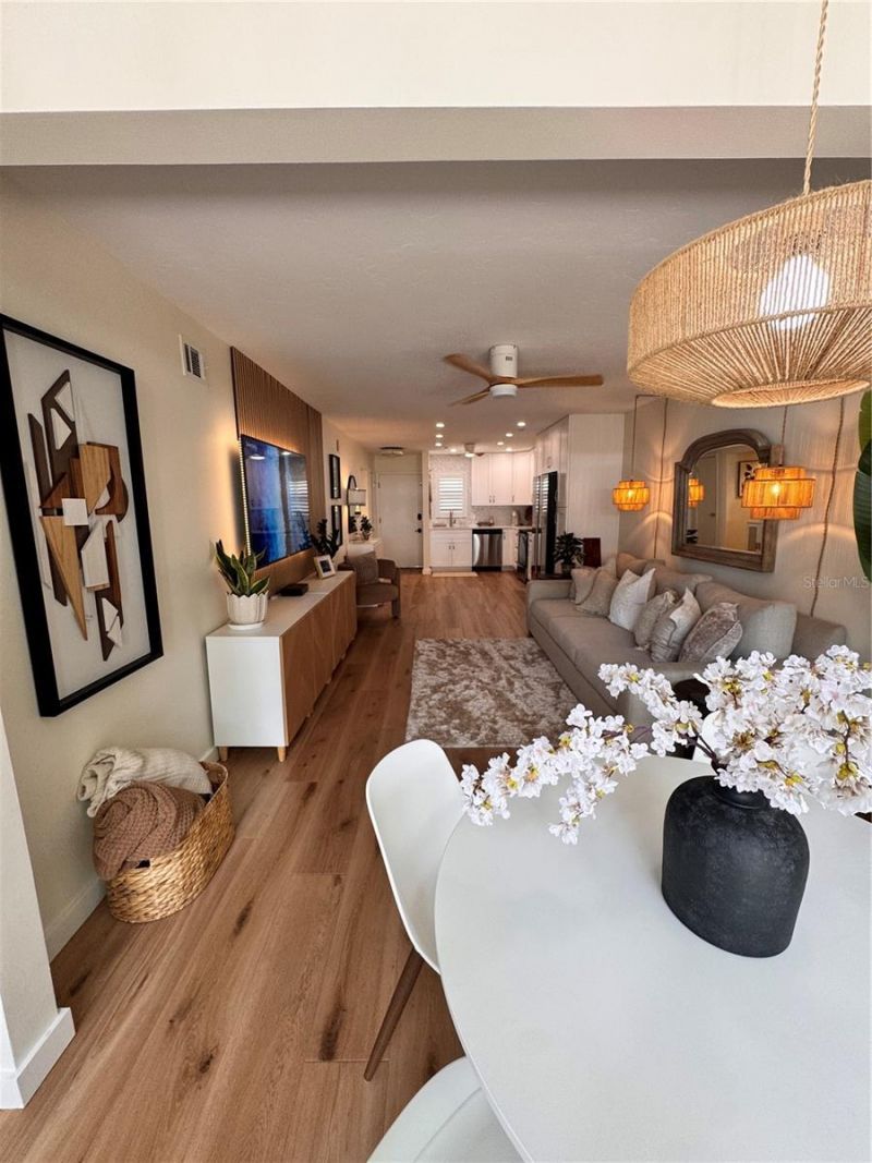 5623 Midnight Pass Road, Unit 615, Siesta Key, FL 34242 Photo