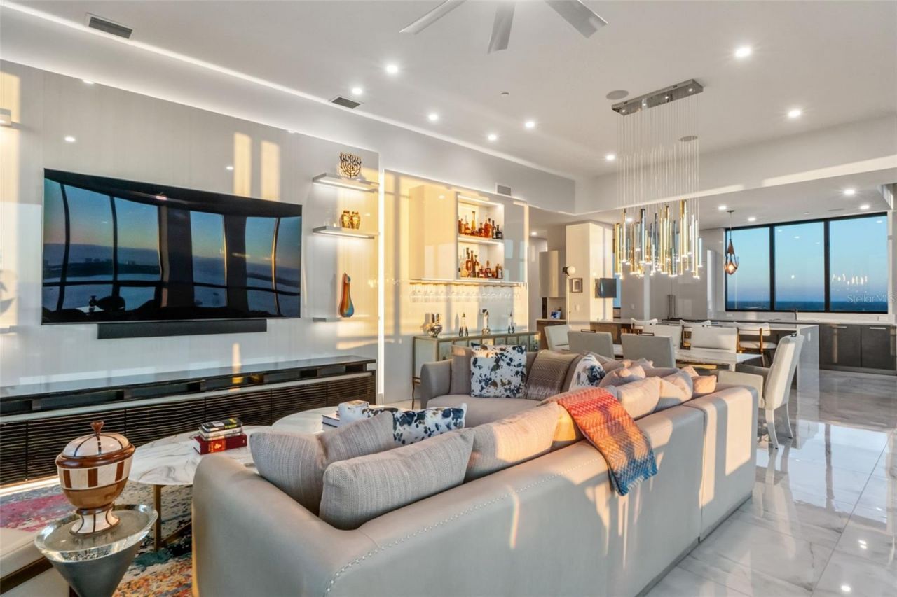 33 S Palm Avenue, Unit 1701, Sarasota, FL 34236 Photo