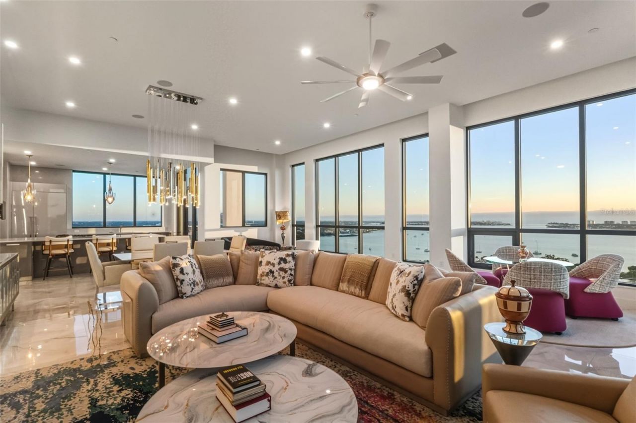 33 S Palm Avenue, Unit 1701, Sarasota, FL 34236 Photo