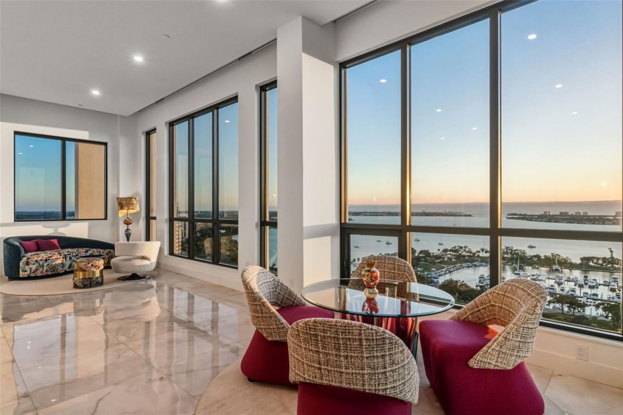 33 S Palm Avenue, Unit 1701, Sarasota, FL 34236 Photo