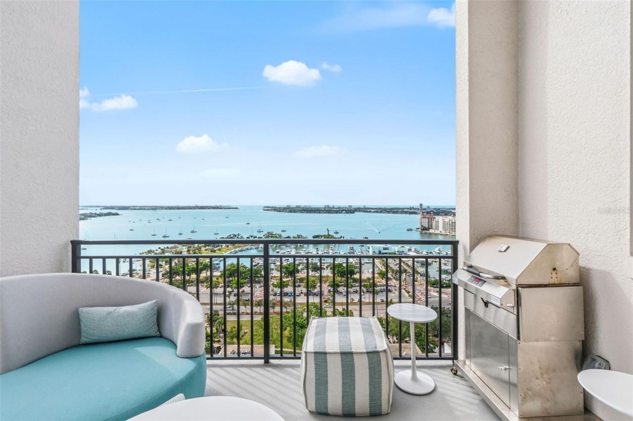 33 S Palm Avenue, Unit 1701, Sarasota, FL 34236 Photo