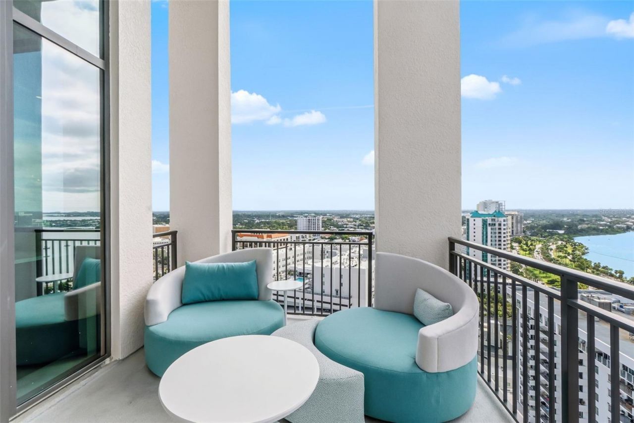 33 S Palm Avenue, Unit 1701, Sarasota, FL 34236 Photo