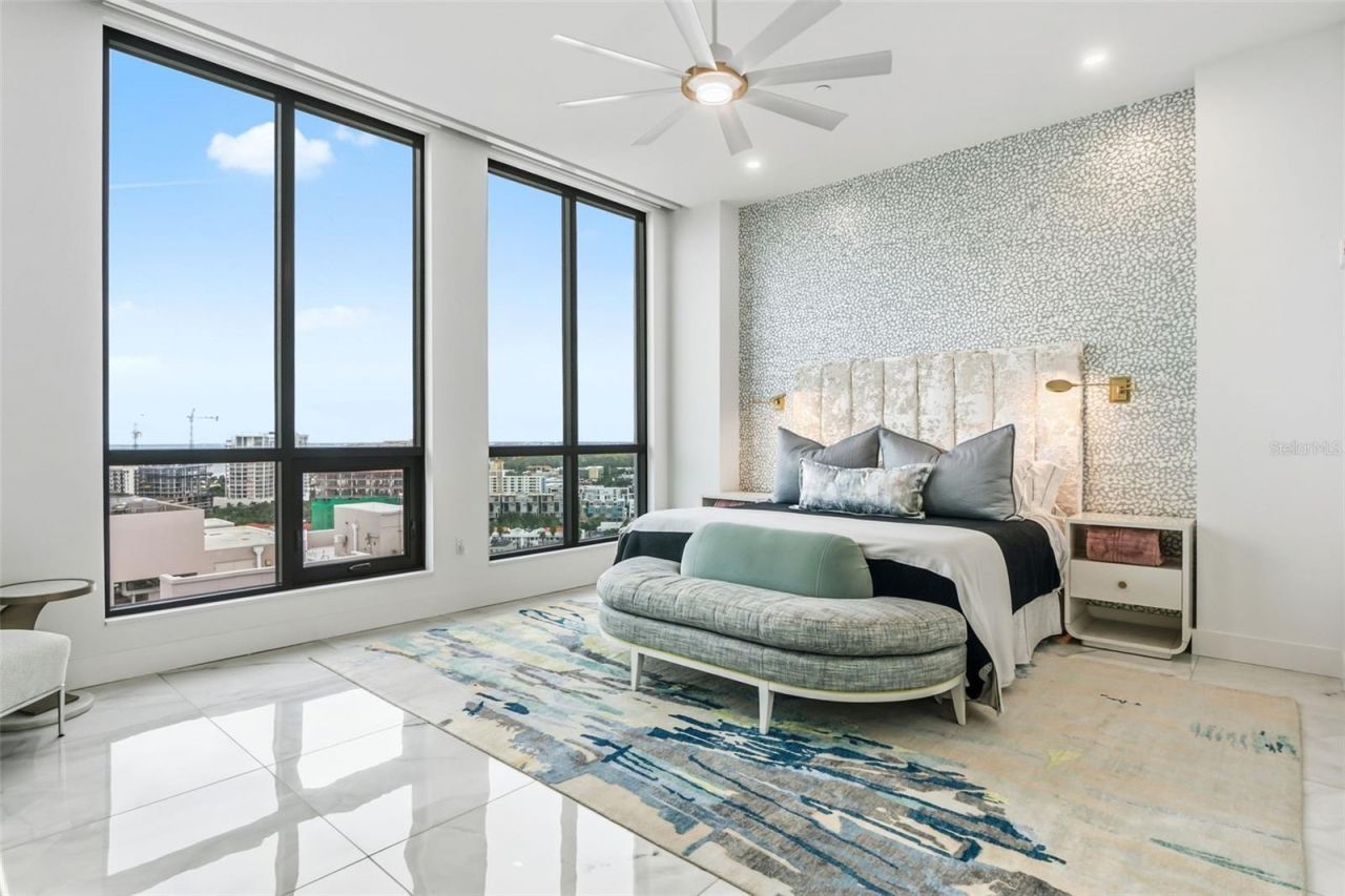 33 S Palm Avenue, Unit 1701, Sarasota, FL 34236 Photo