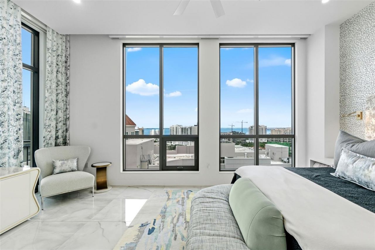 33 S Palm Avenue, Unit 1701, Sarasota, FL 34236 Photo