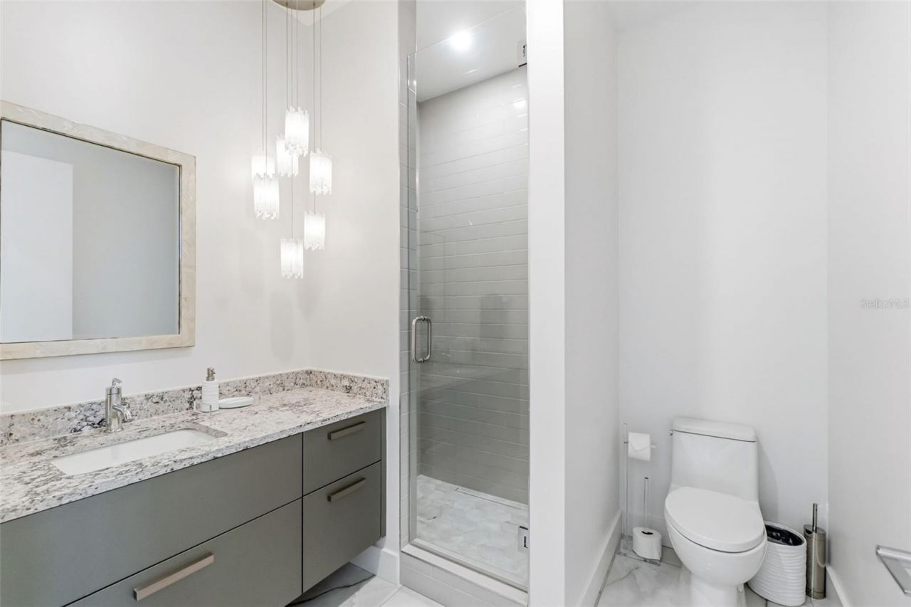 33 S Palm Avenue, Unit 1701, Sarasota, FL 34236 Photo