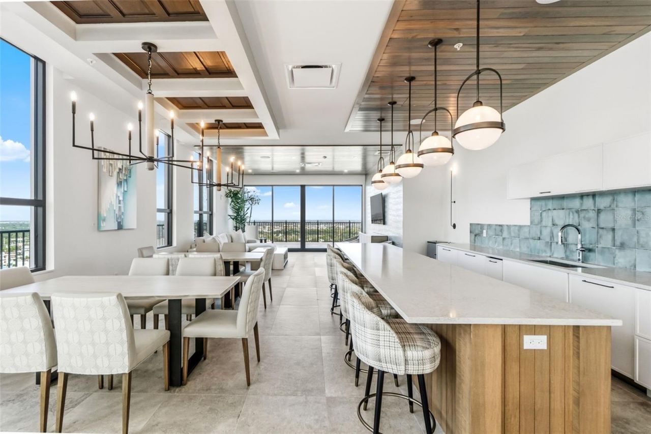 33 S Palm Avenue, Unit 1701, Sarasota, FL 34236 Photo